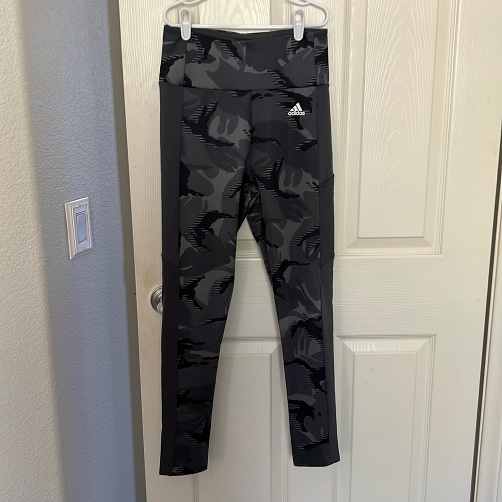 Women’s grey adidas camp leggings size 6